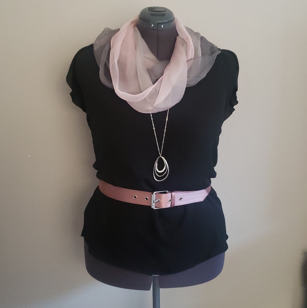 🆕️📿Necklace & Earring Set - Picture 3 of 6